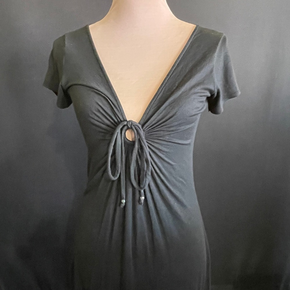 Express Dress Women Small Black Good V-Neck O-Ring Tie Front Ruched Midi